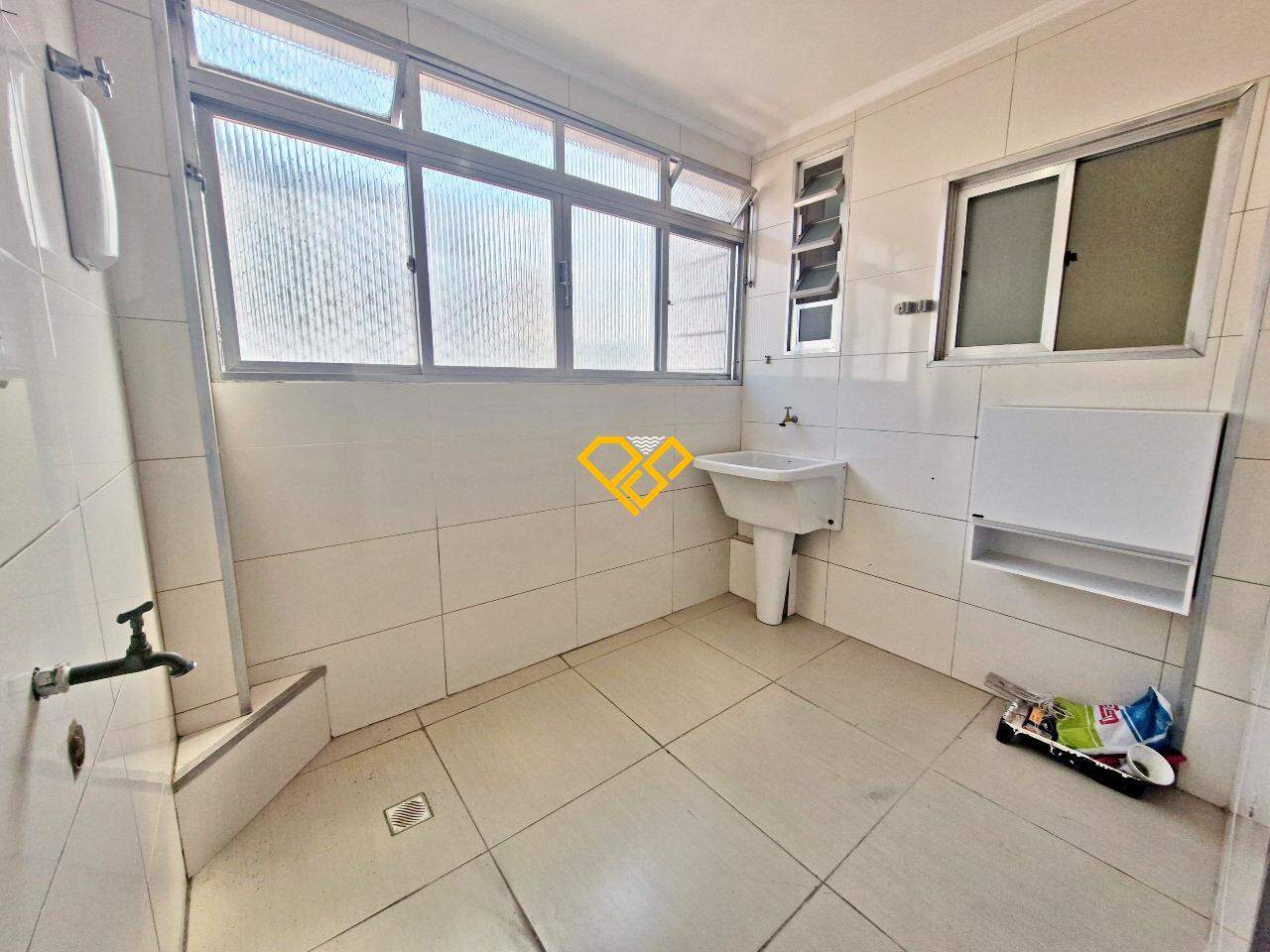 Apartamento à venda no Marapé: Área de serviço