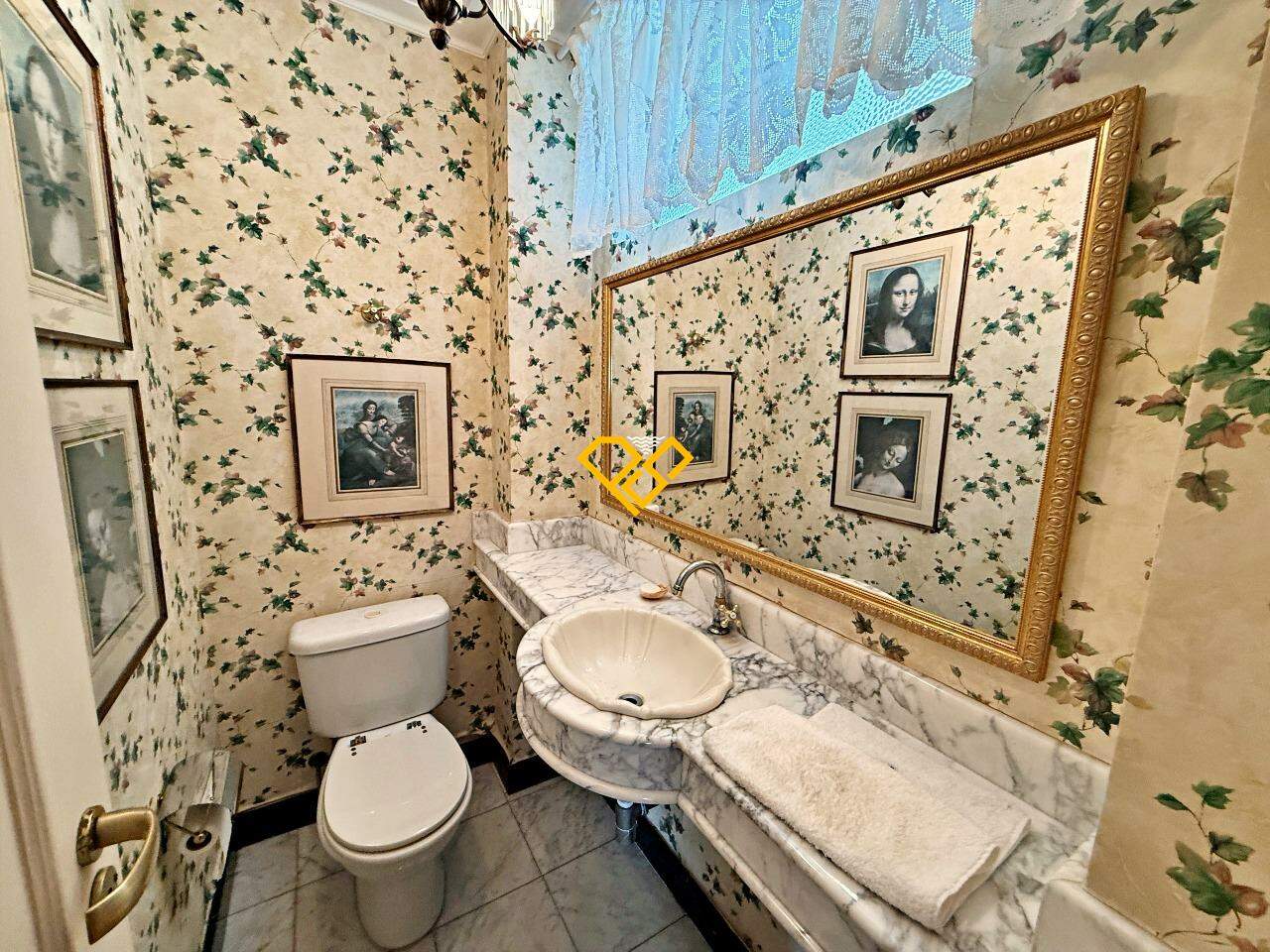 Apartamento à venda no Boqueirão: Lavabo