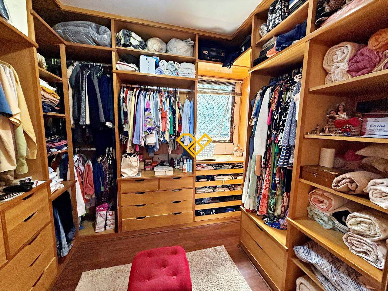Apartamento à venda no Boqueirão: Dormitório 1 - suíte - closet