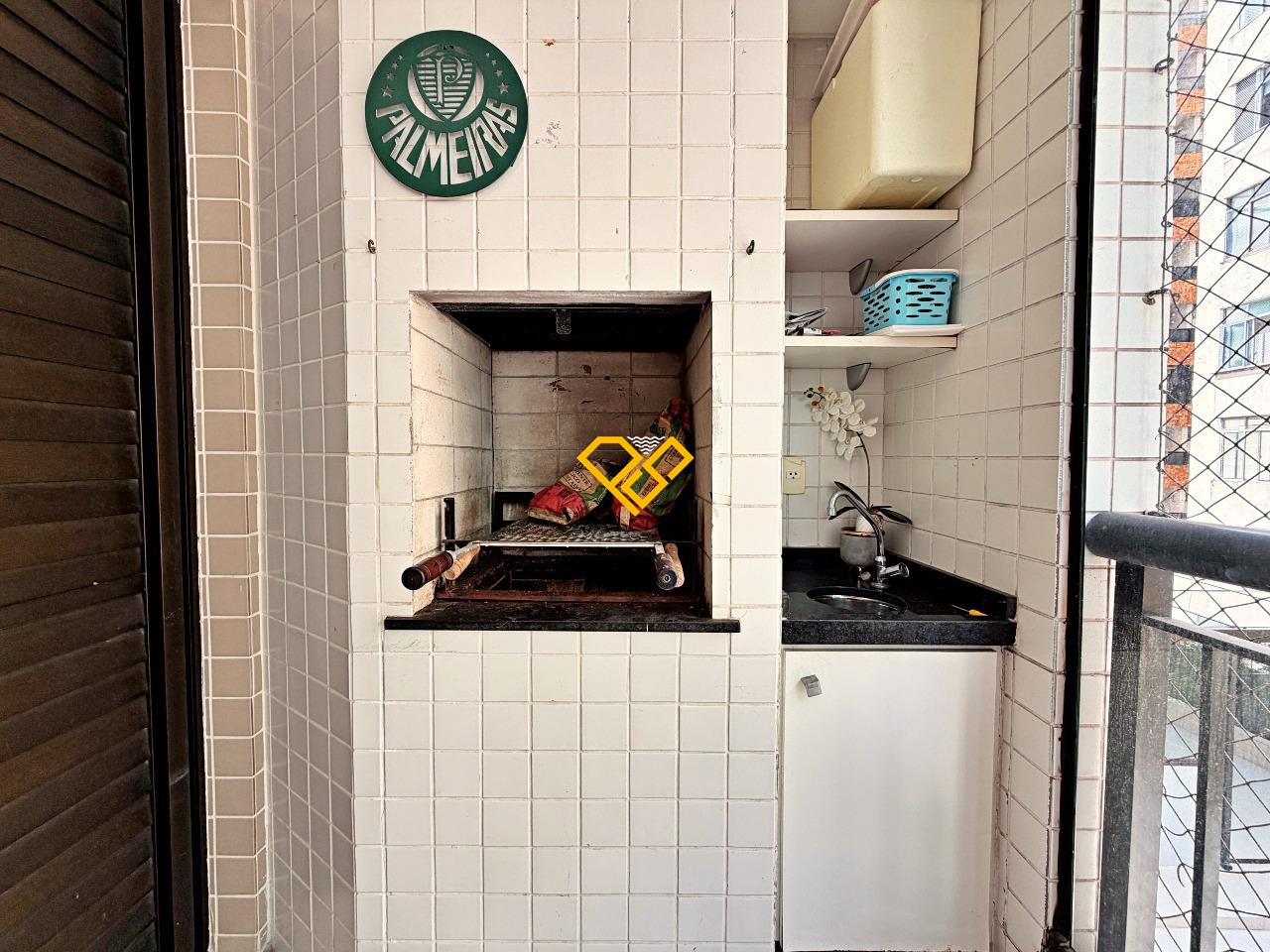 Apartamento à venda no José Menino: Varanda com churrasqueira