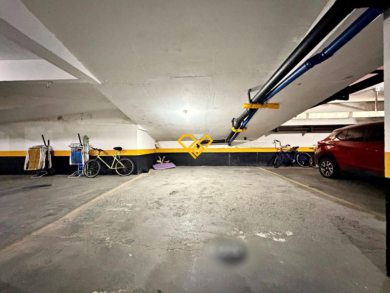 Apartamento à venda no José Menino: Garagem