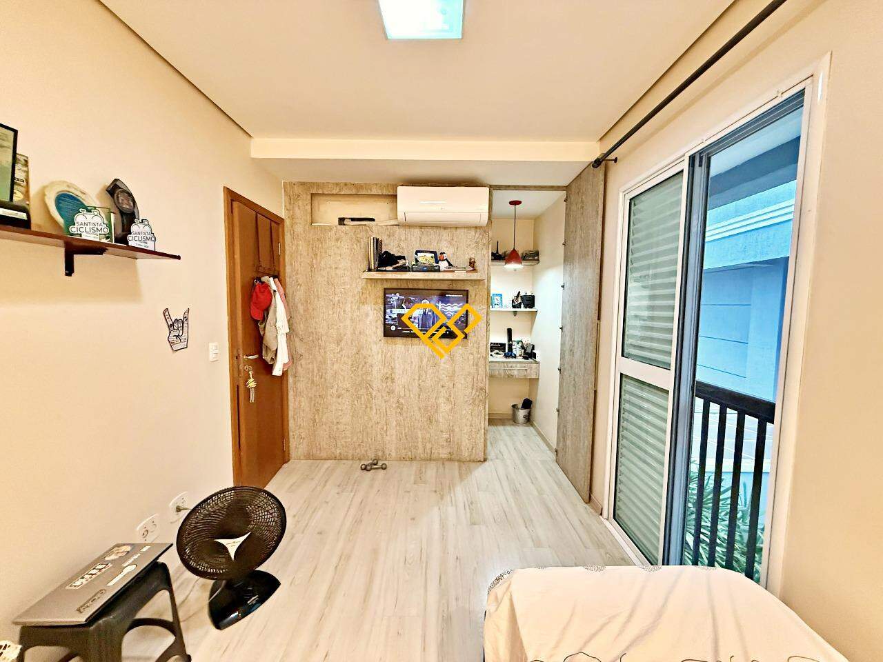 Casa em Condomínio à venda no Ponta da Praia: Dormitório 3