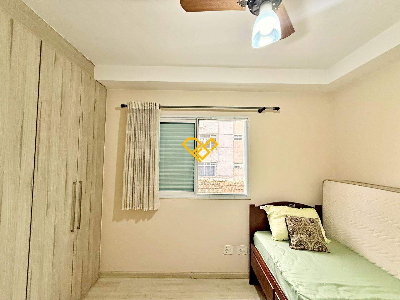 Casa em Condomínio à venda no Ponta da Praia: Dormitório 4