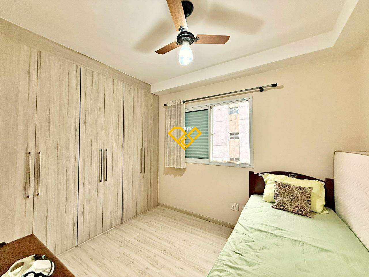 Casa em Condomínio à venda no Ponta da Praia: Dormitório 4