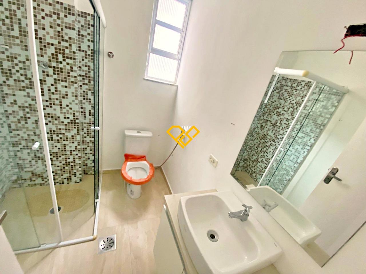 Apartamento à venda no Gonzaga: Wc social