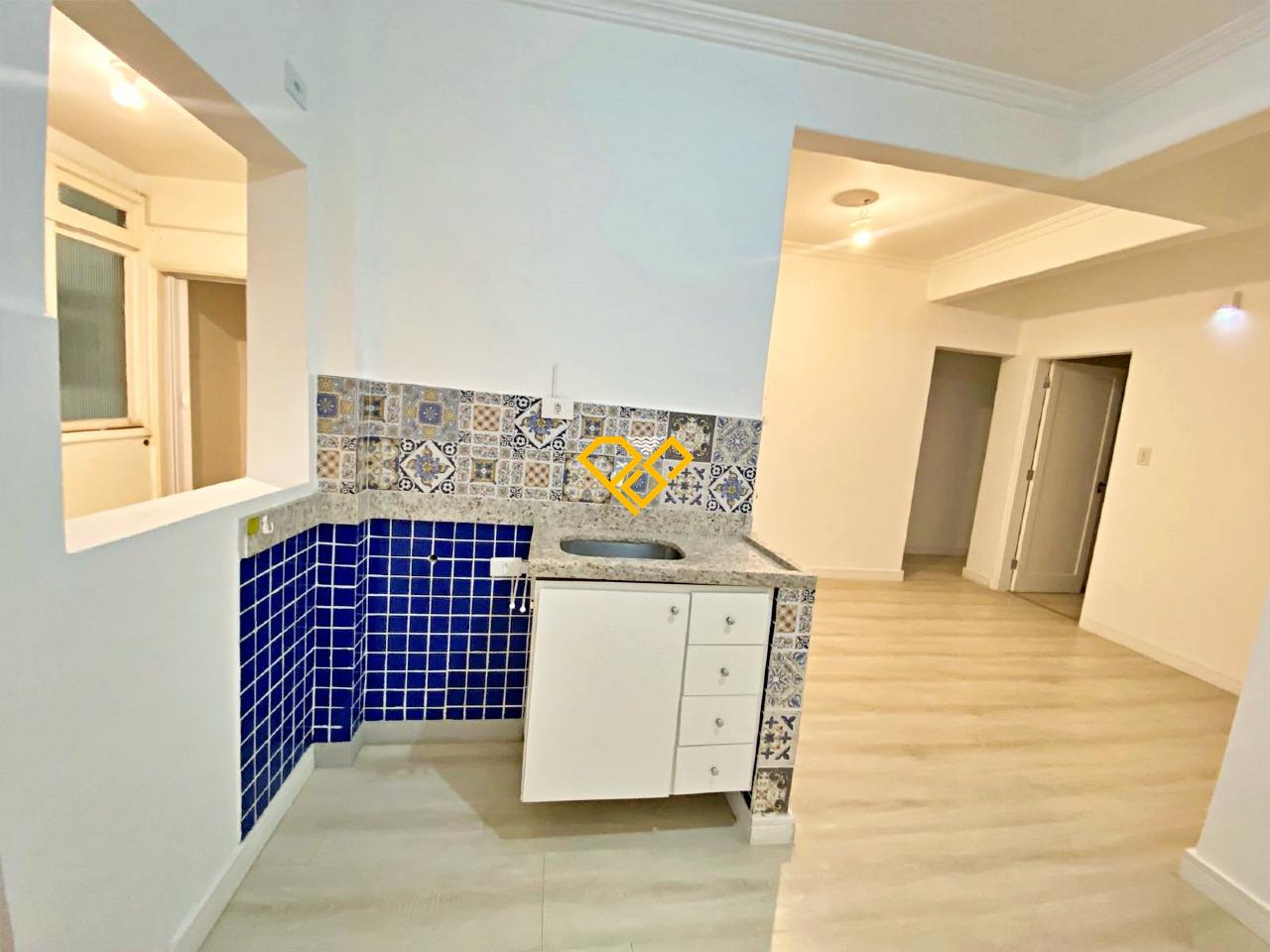 Apartamento à venda no Gonzaga: Cozinha