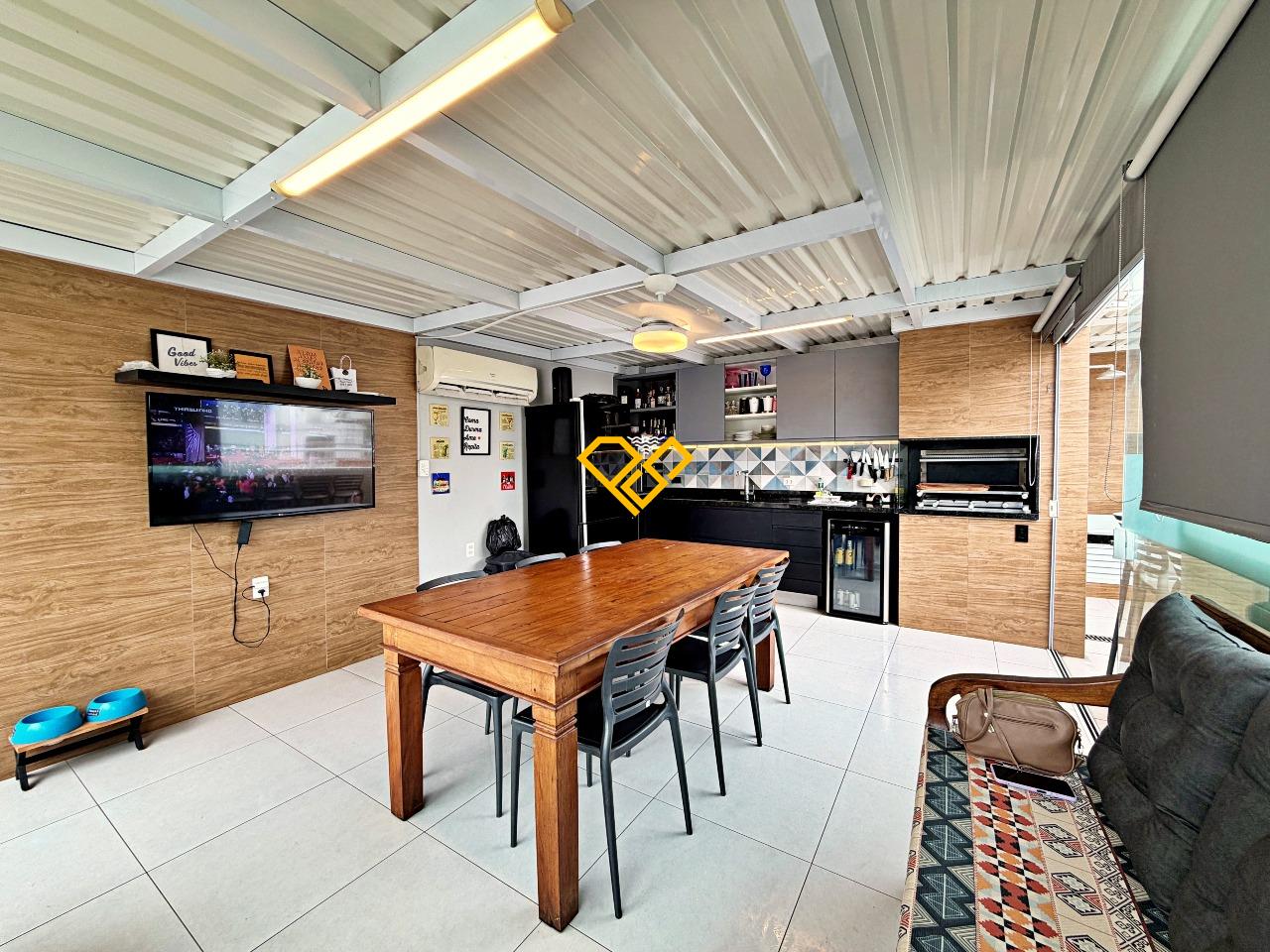 Apartamento Duplex para aluguel no Ponta da Praia: Área gourmet com churrasqueira