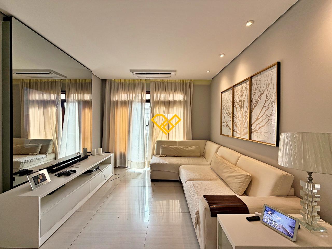 Apartamento Duplex para aluguel no Ponta da Praia: Sala