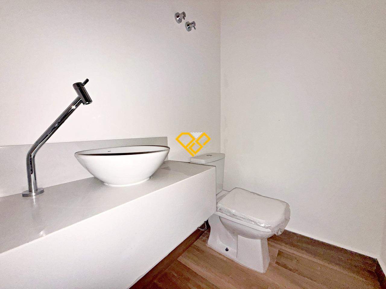 Apartamento à venda no Aparecida: Lavabo