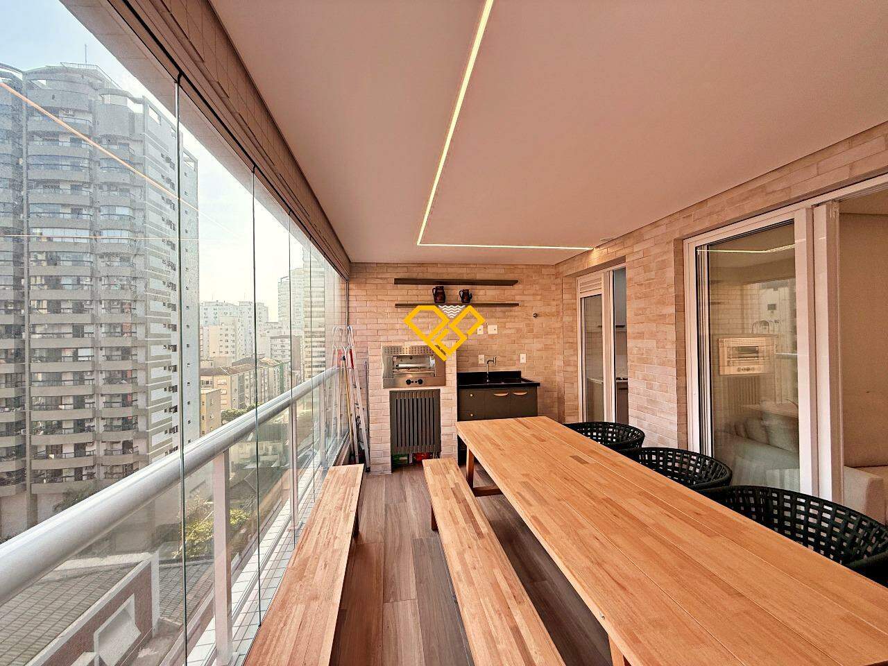 Apartamento à venda no Aparecida: Varanda