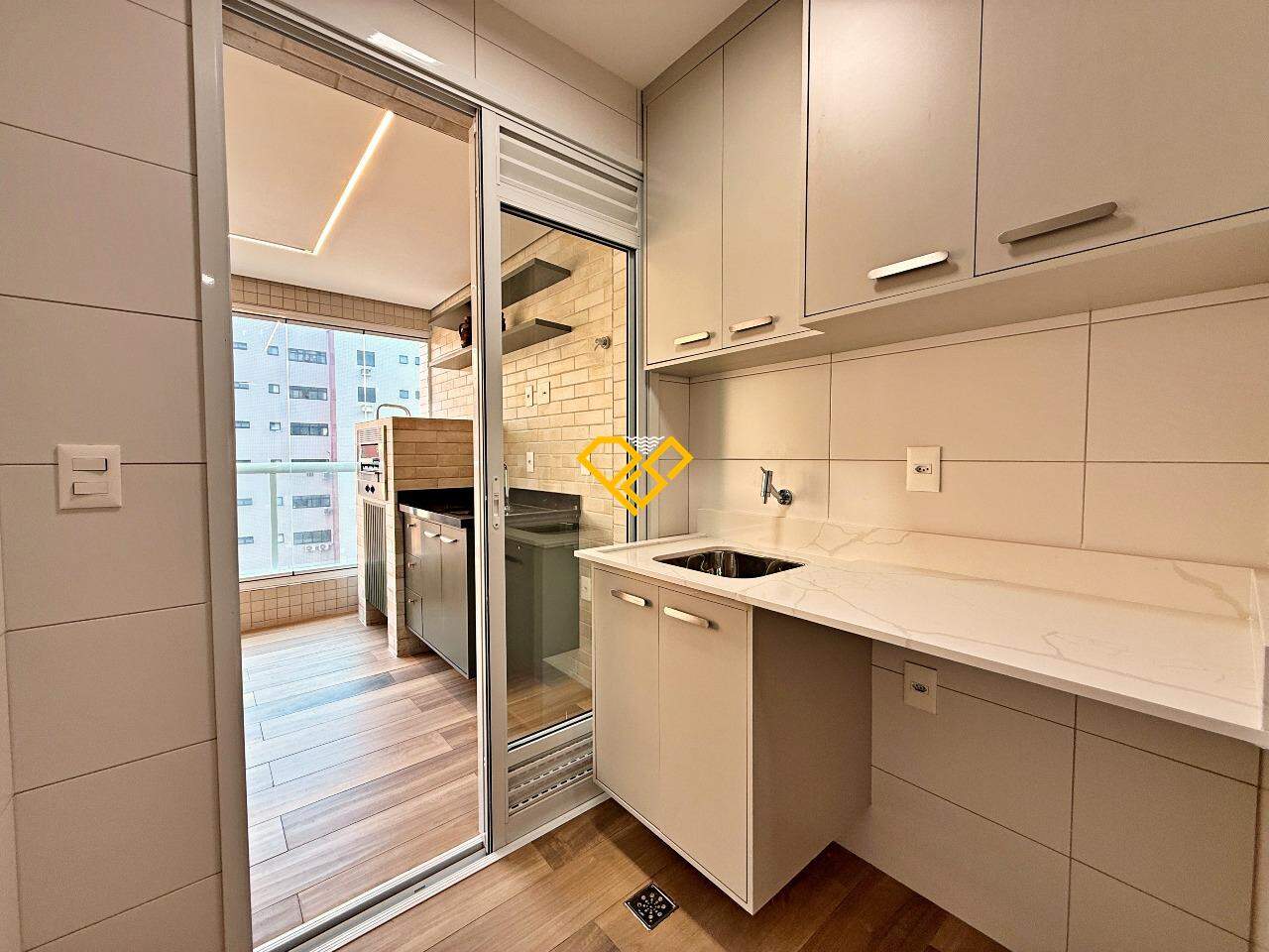 Apartamento à venda no Aparecida: Área de serviço