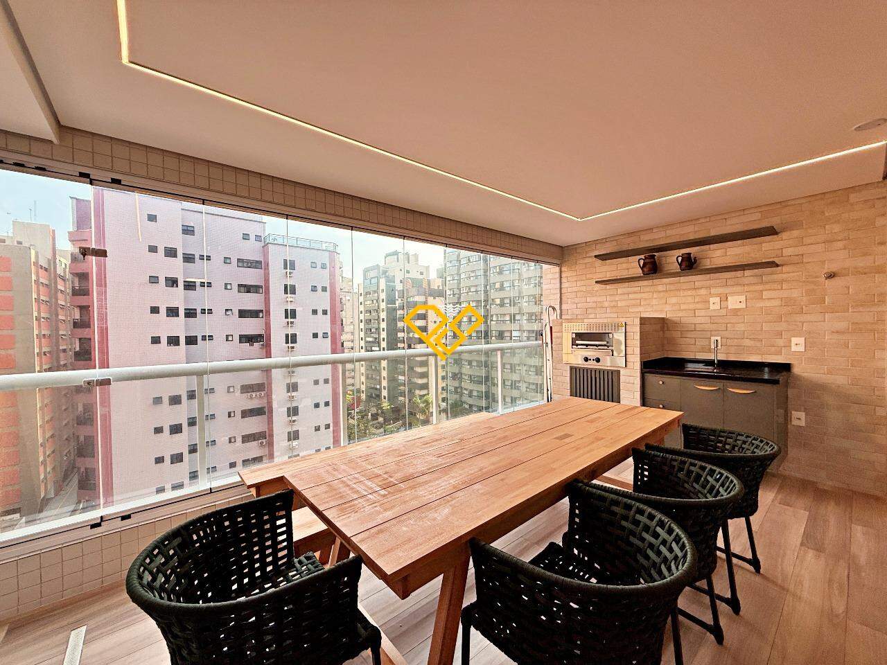 Apartamento à venda no Aparecida: Varanda