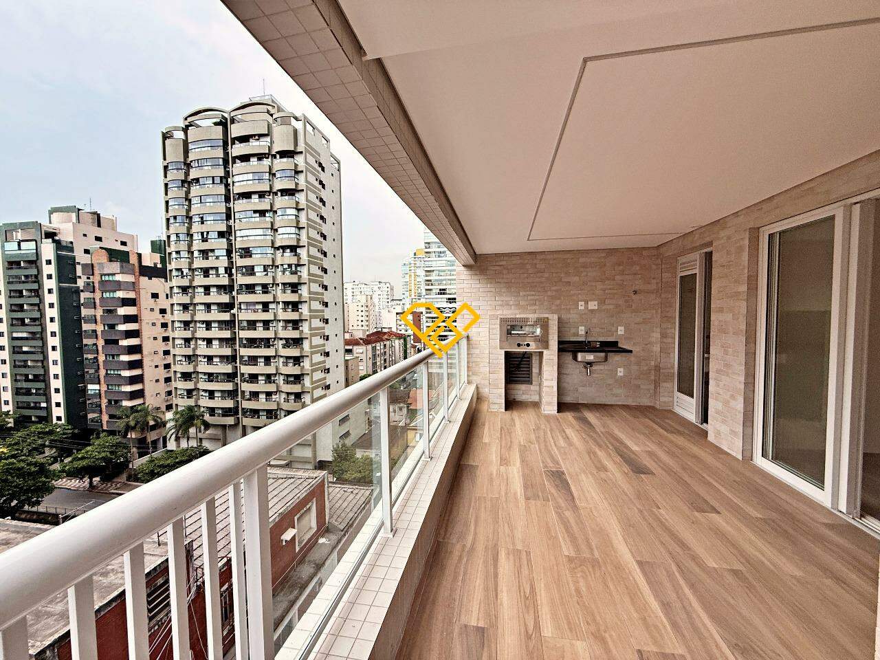 Apartamento à venda no Aparecida: Varanda
