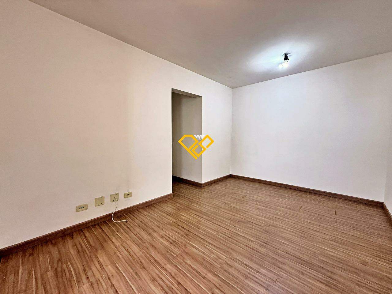Apartamento à venda no Encruzilhada: Dormitório 1 - suíte