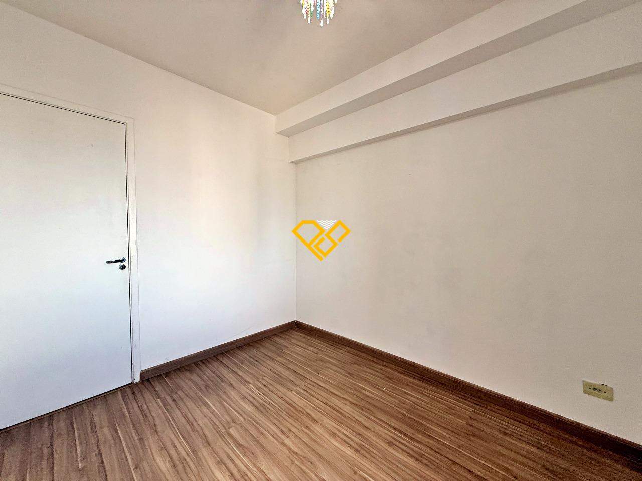 Apartamento à venda no Encruzilhada: Dormitório 3