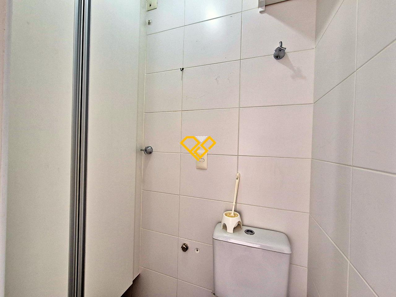 Apartamento para aluguel no Pompéia: Wc de serviço