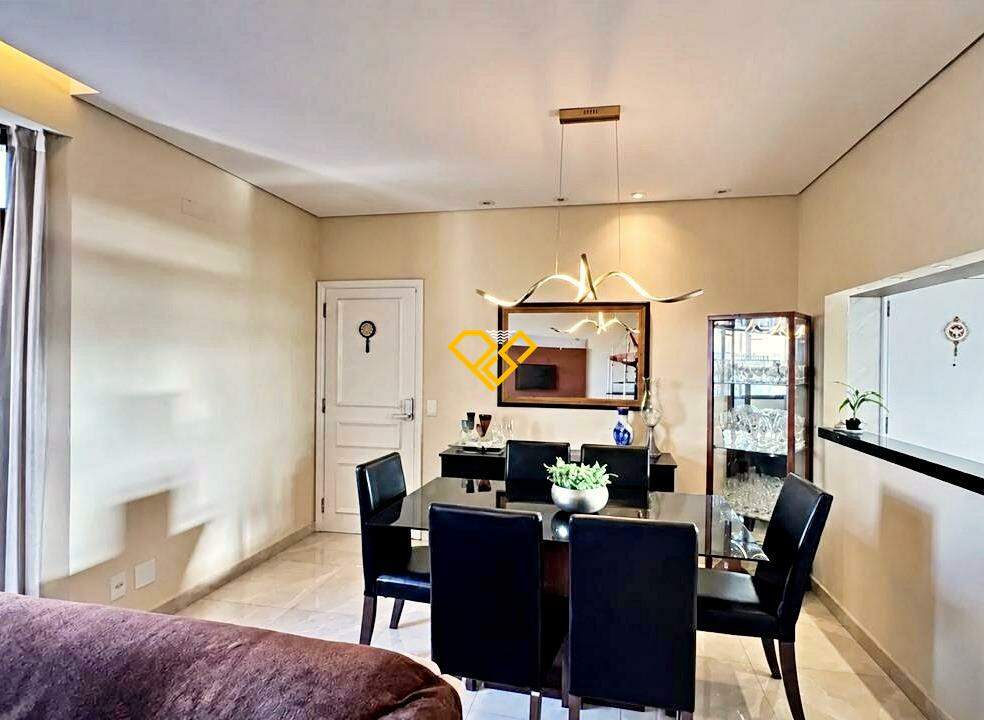 Cobertura à venda no Embaré: Sala 1º andar