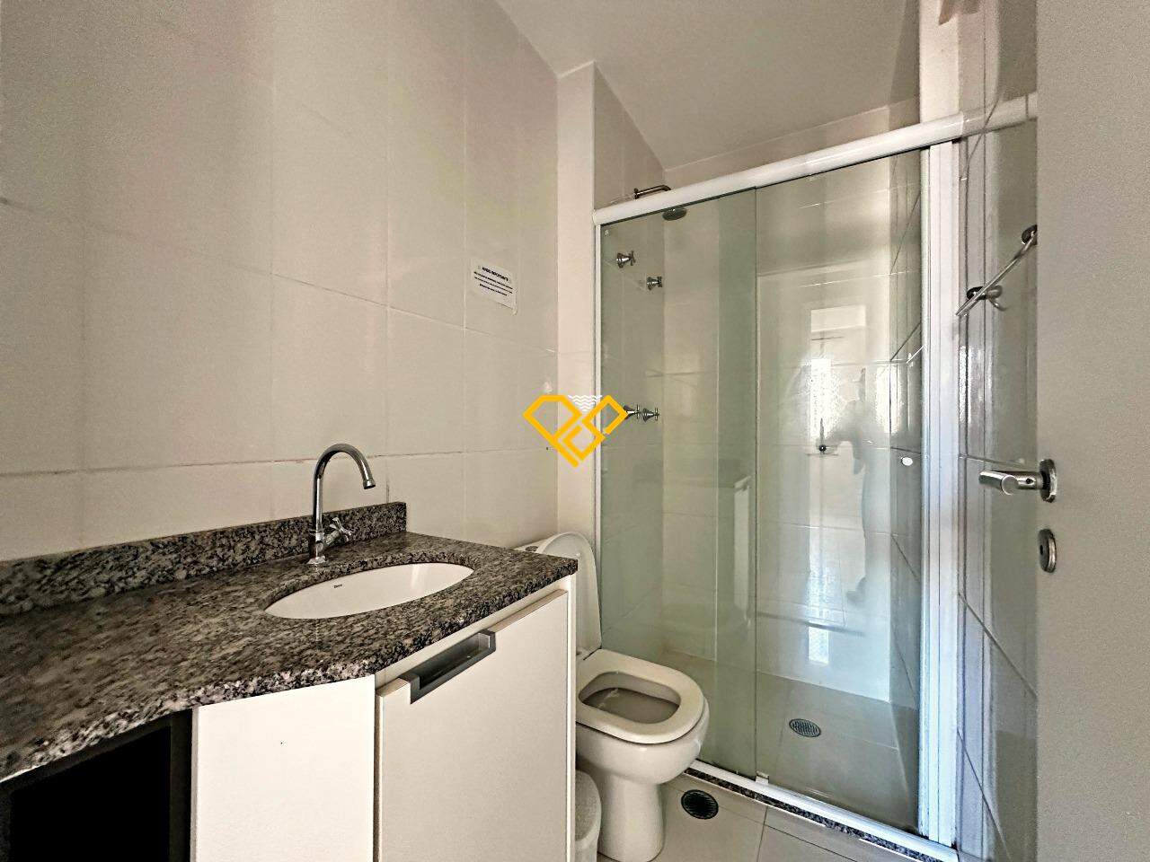 Apartamento para aluguel no Marapé: Wc social