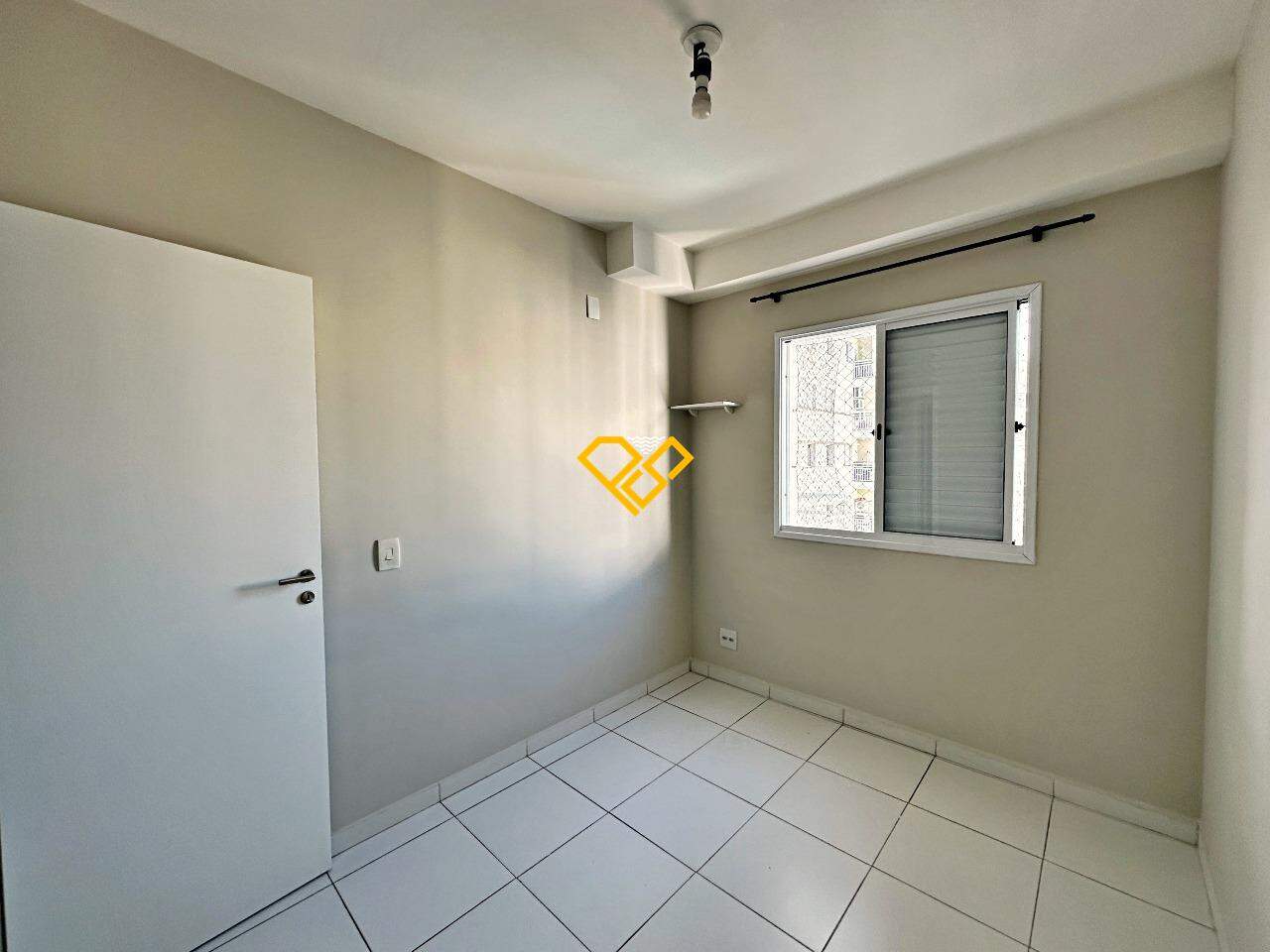 Apartamento para aluguel no Marapé: Dormitório 2