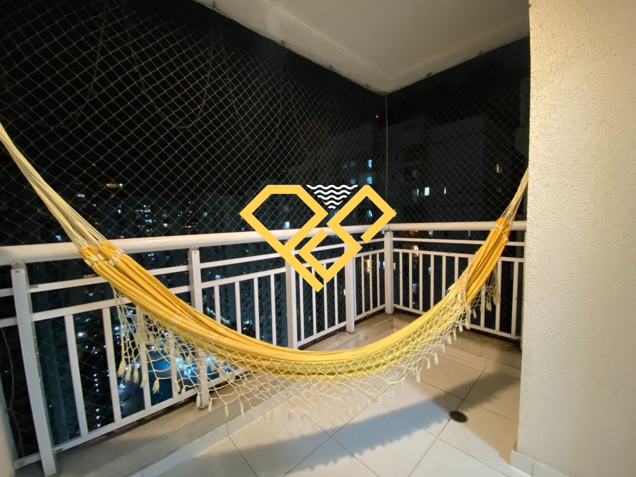 Apartamento para aluguel no Marapé: Varanda