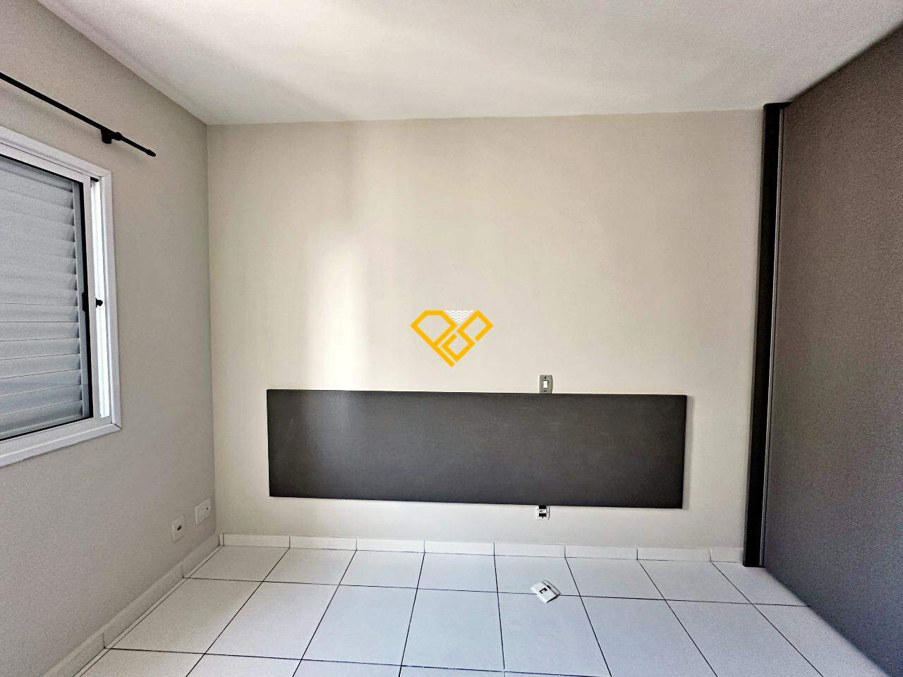 Apartamento para aluguel no Marapé: Dormitório 1 - suíte