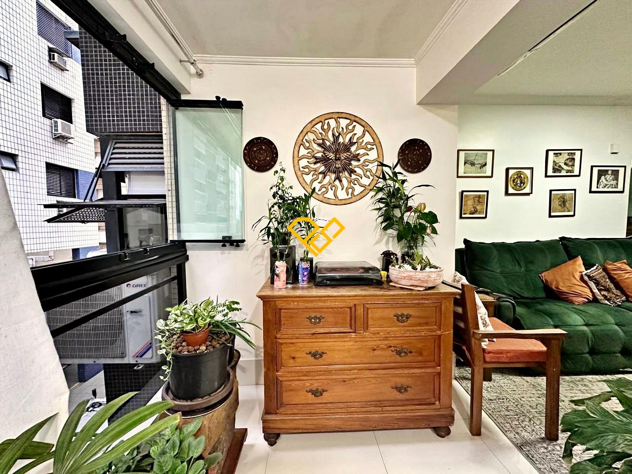 Apartamento à venda no Aparecida: Varanda