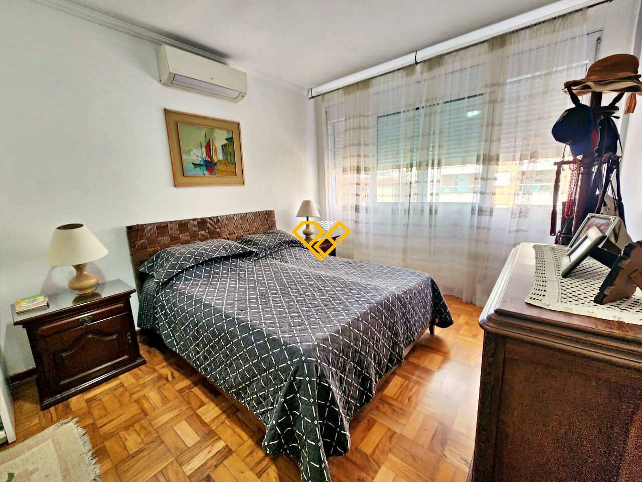 Apartamento à venda no Gonzaga: Dormitório 1 - suíte