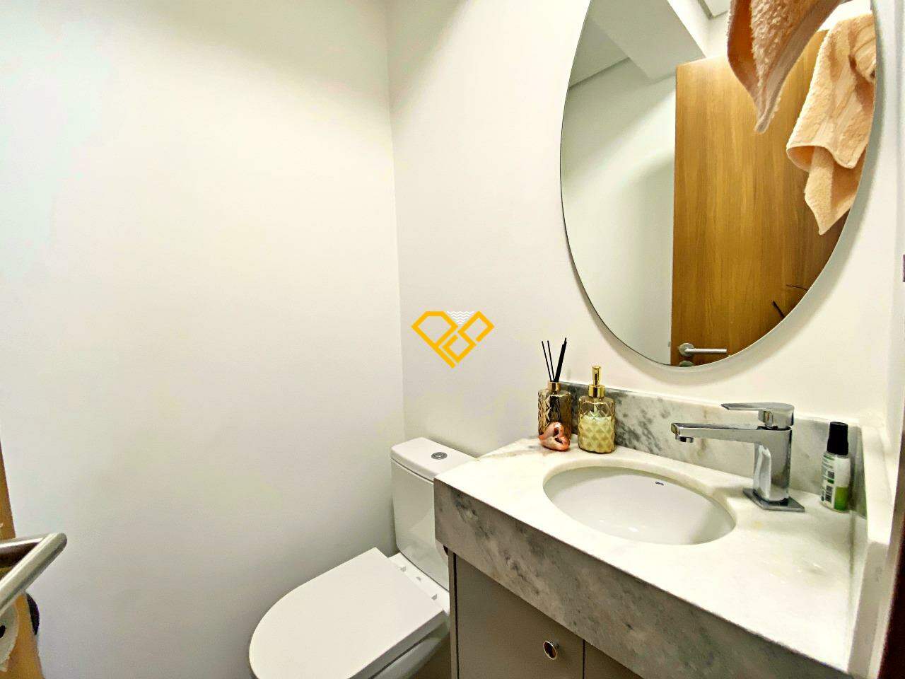 Apartamento à venda no Boqueirão: Lavabo