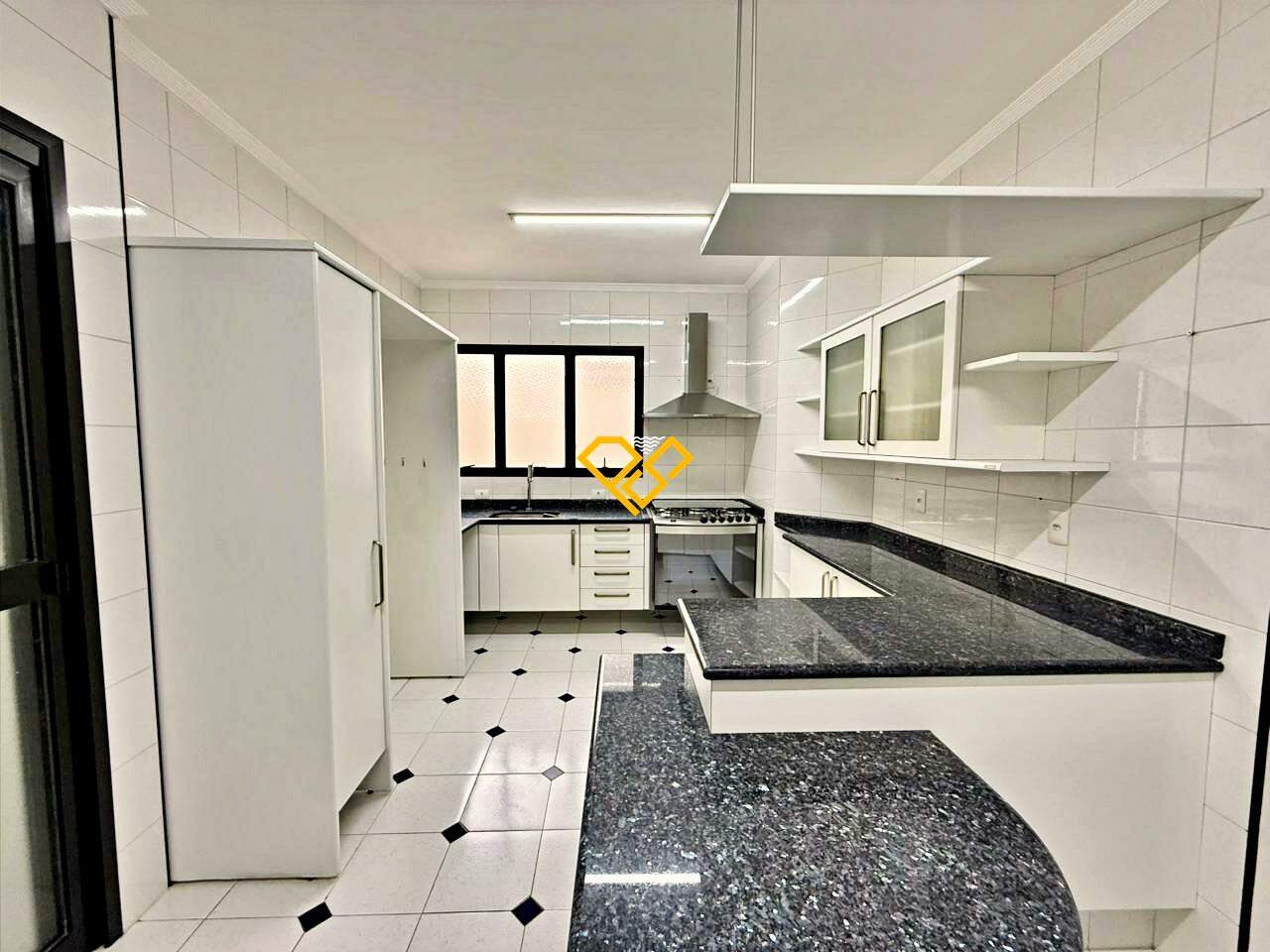 Apartamento à venda no Gonzaga: Cozinha
