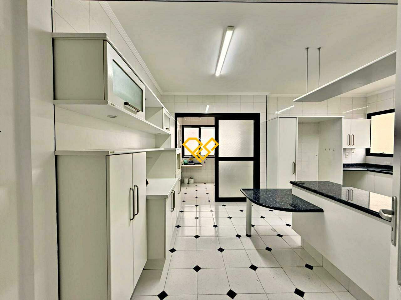 Apartamento à venda no Gonzaga: Cozinha