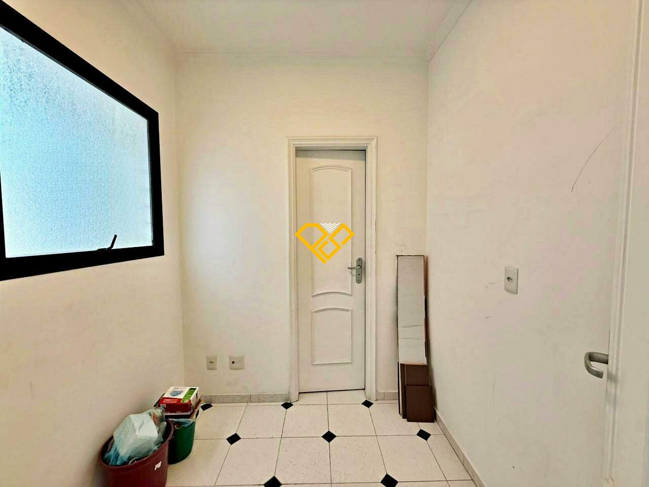 Apartamento à venda no Gonzaga: Área de serviço
