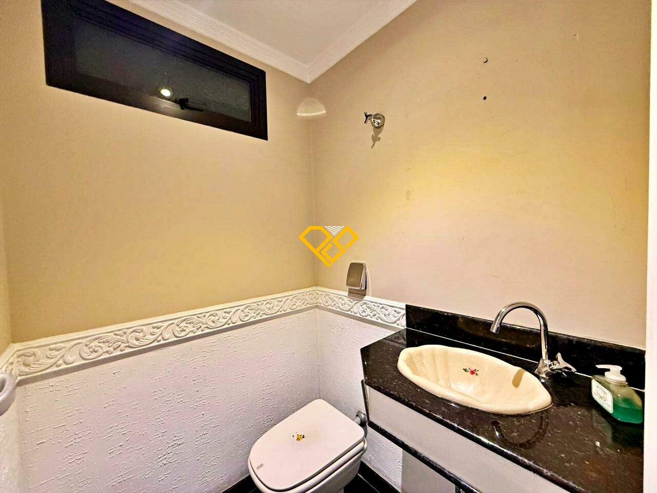 Apartamento à venda no Gonzaga: Lavabo
