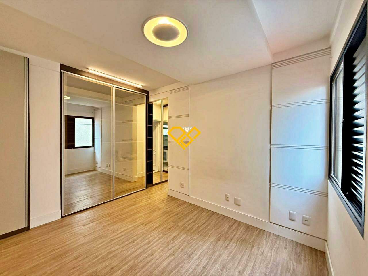Apartamento à venda no Gonzaga: Suíte 3