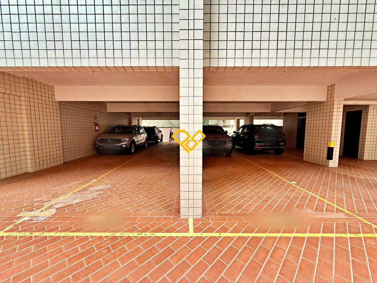 Apartamento à venda no Gonzaga: Garagem