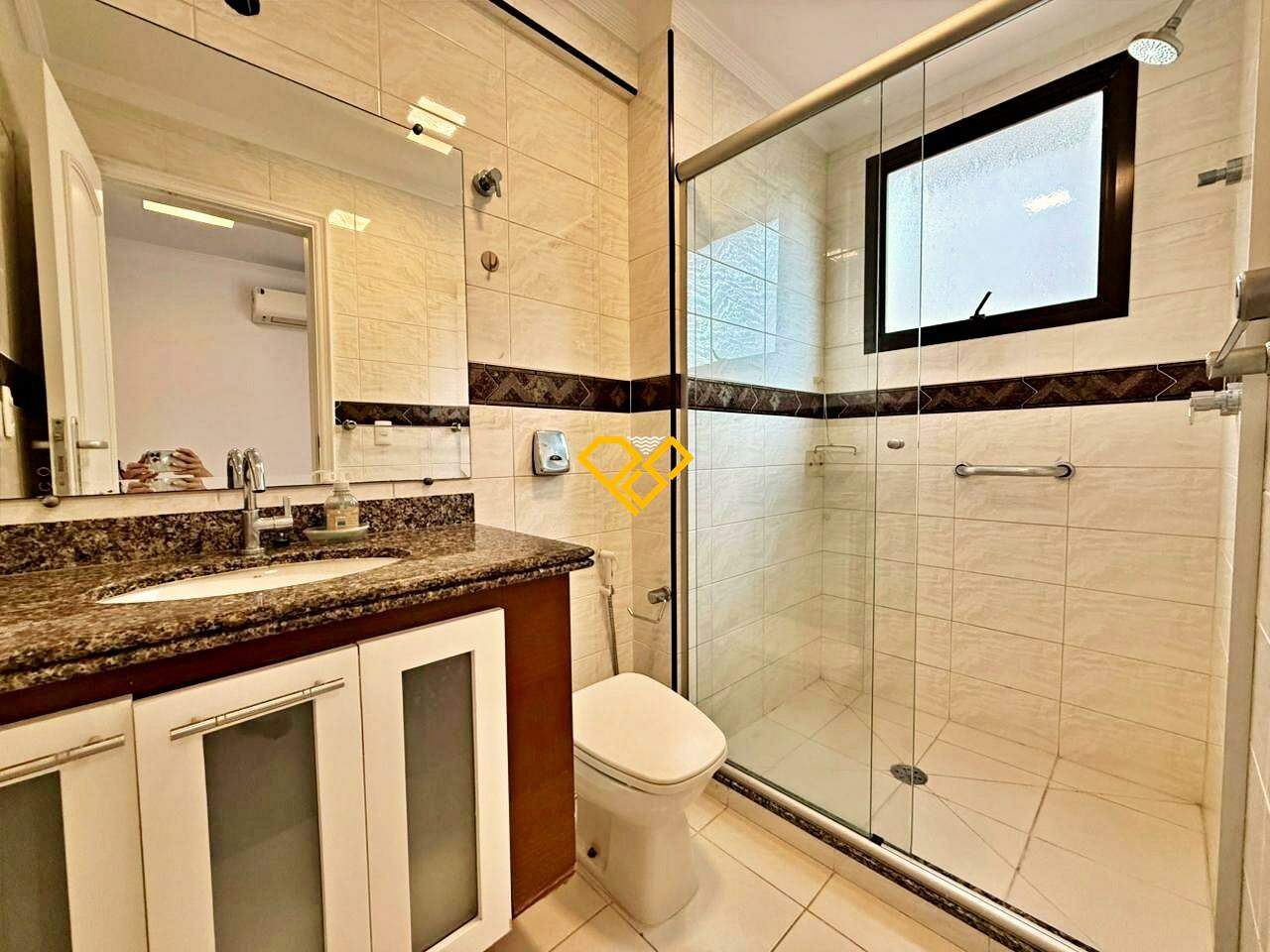 Apartamento à venda no Gonzaga: Wc suíte 1