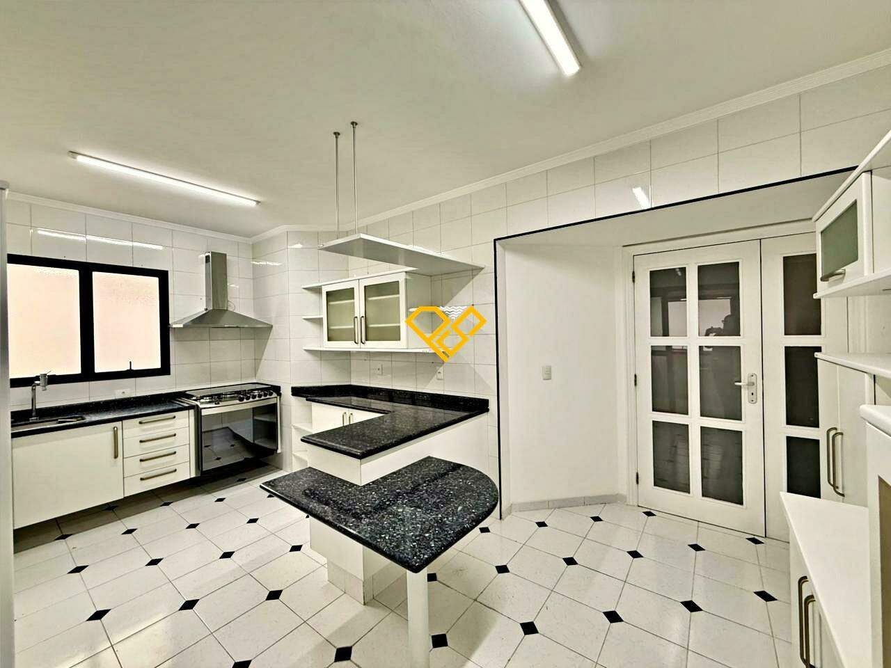 Apartamento à venda no Gonzaga: Cozinha
