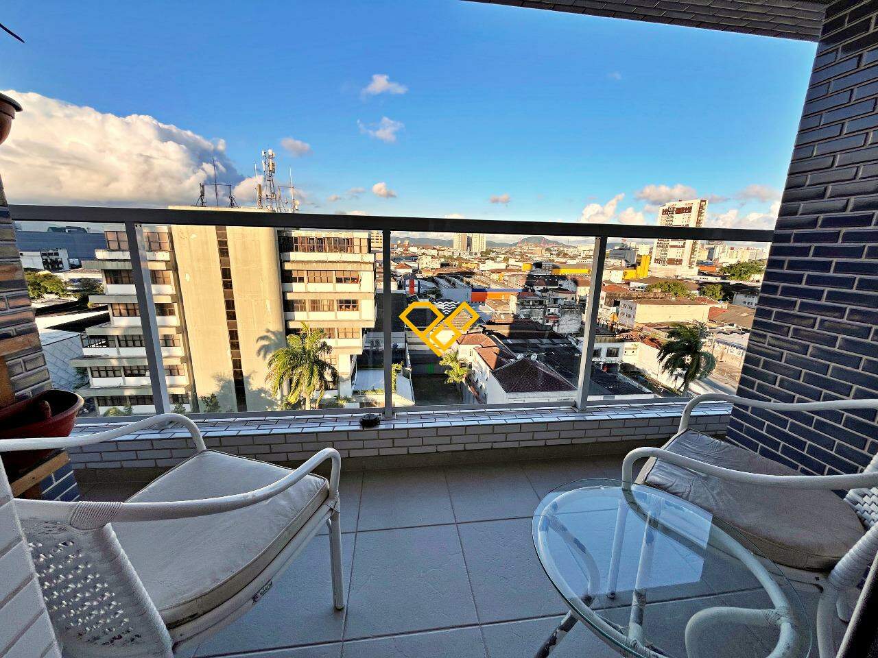 Apartamento à venda no Vila Mathias: Varanda