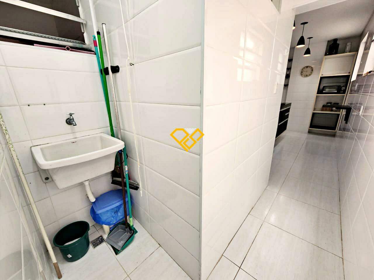 Apartamento à venda no Gonzaga: Área de serviço