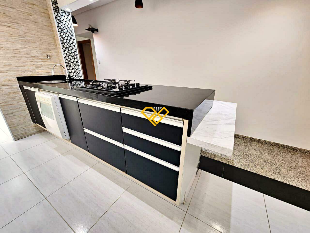 Apartamento à venda no Gonzaga: Cozinha