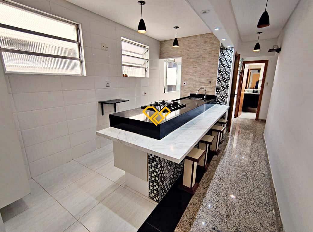 Apartamento à venda no Gonzaga: Cozinha