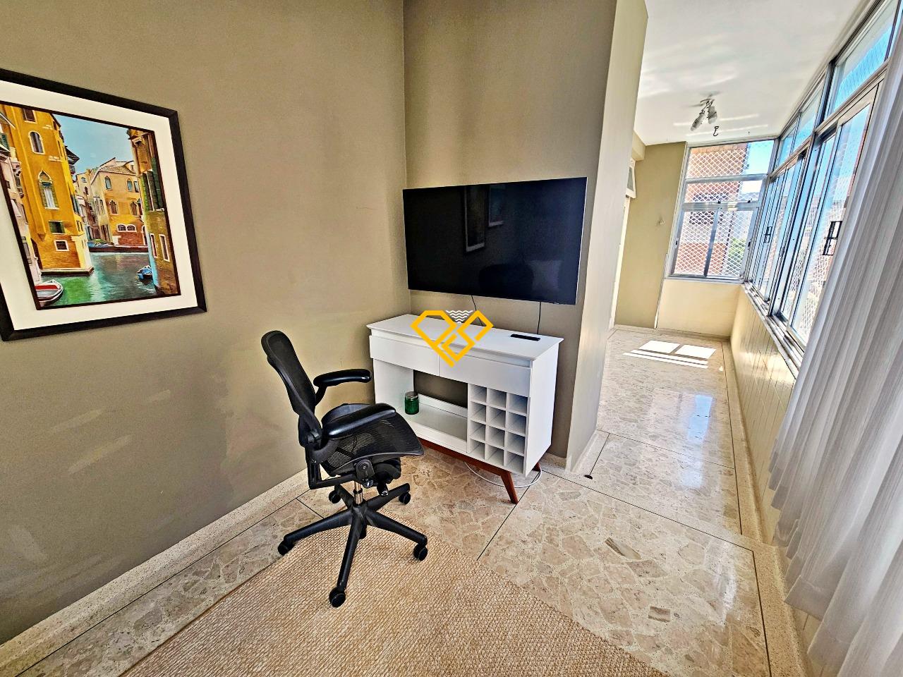 Apartamento para aluguel no José Menino: Varanda - escritório