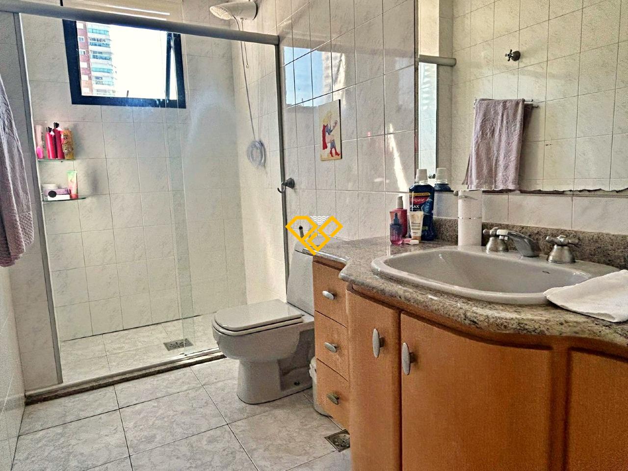 Apartamento à venda no Ponta da Praia: Wc social