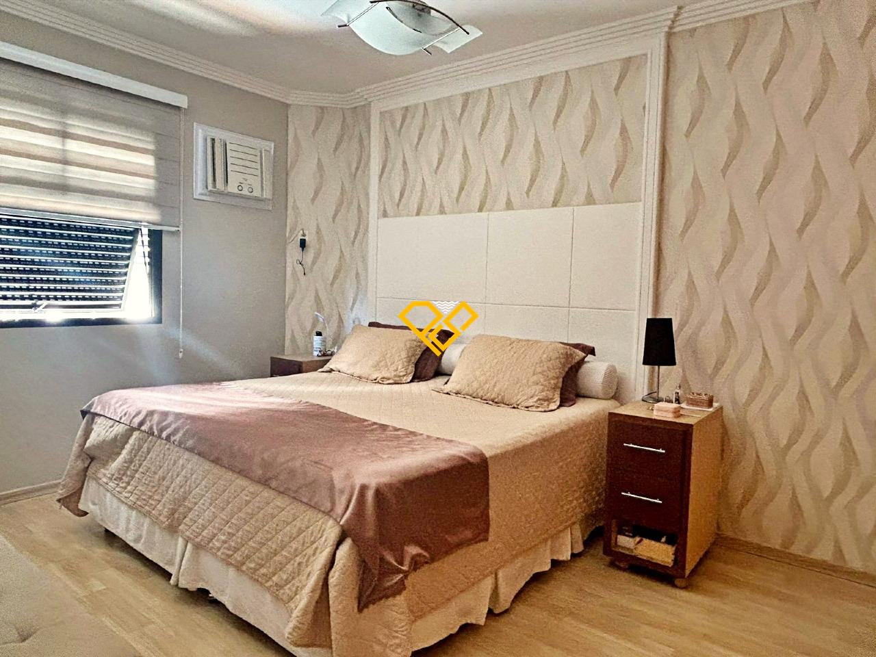 Apartamento à venda no Ponta da Praia: Dormitório 1 - suíte