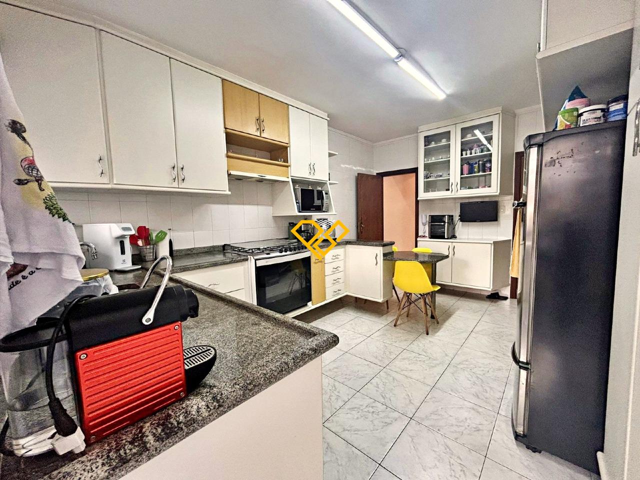 Apartamento à venda no Ponta da Praia: Cozinha