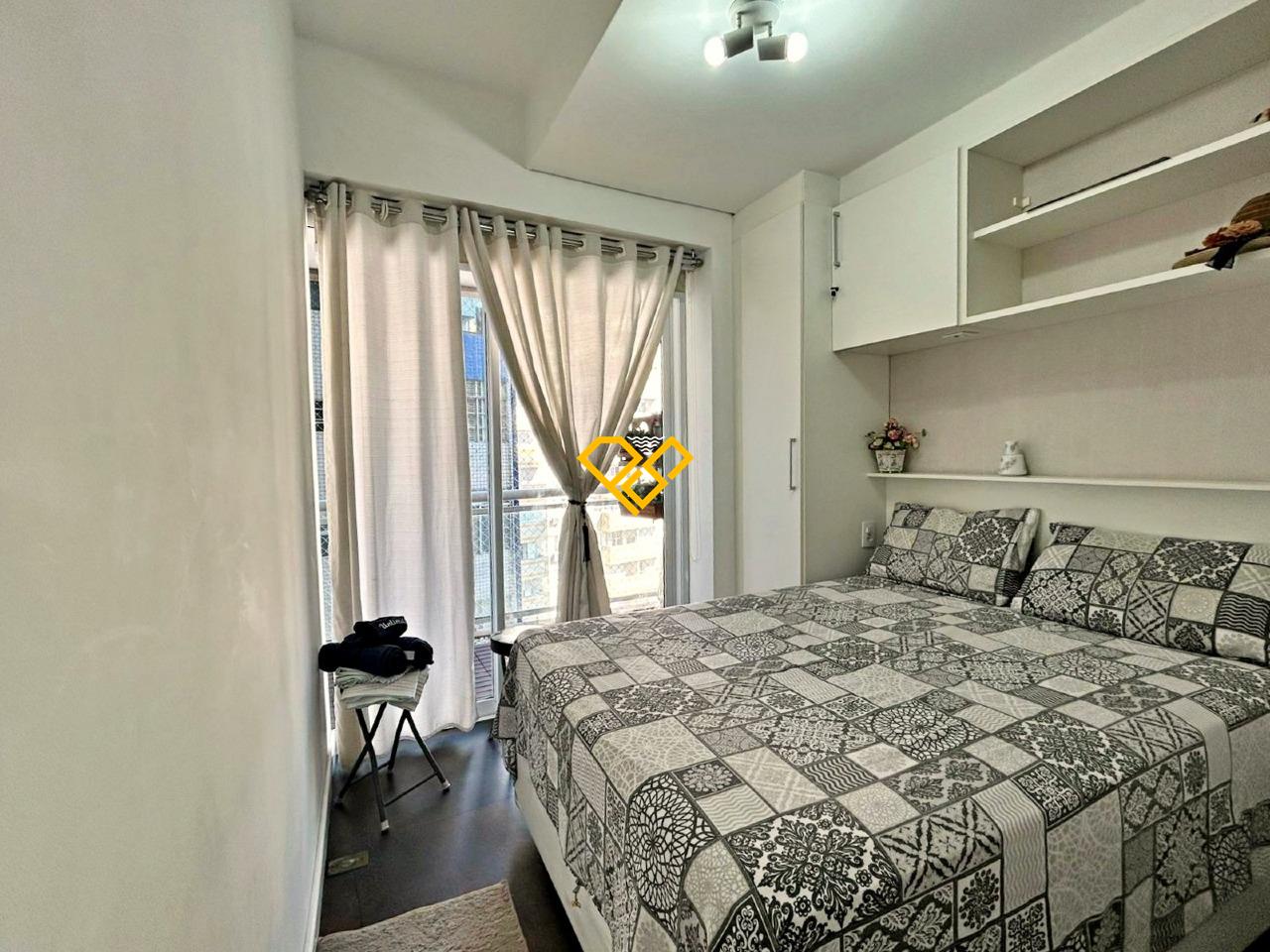 Apartamento à venda no Pompéia: Dormitório