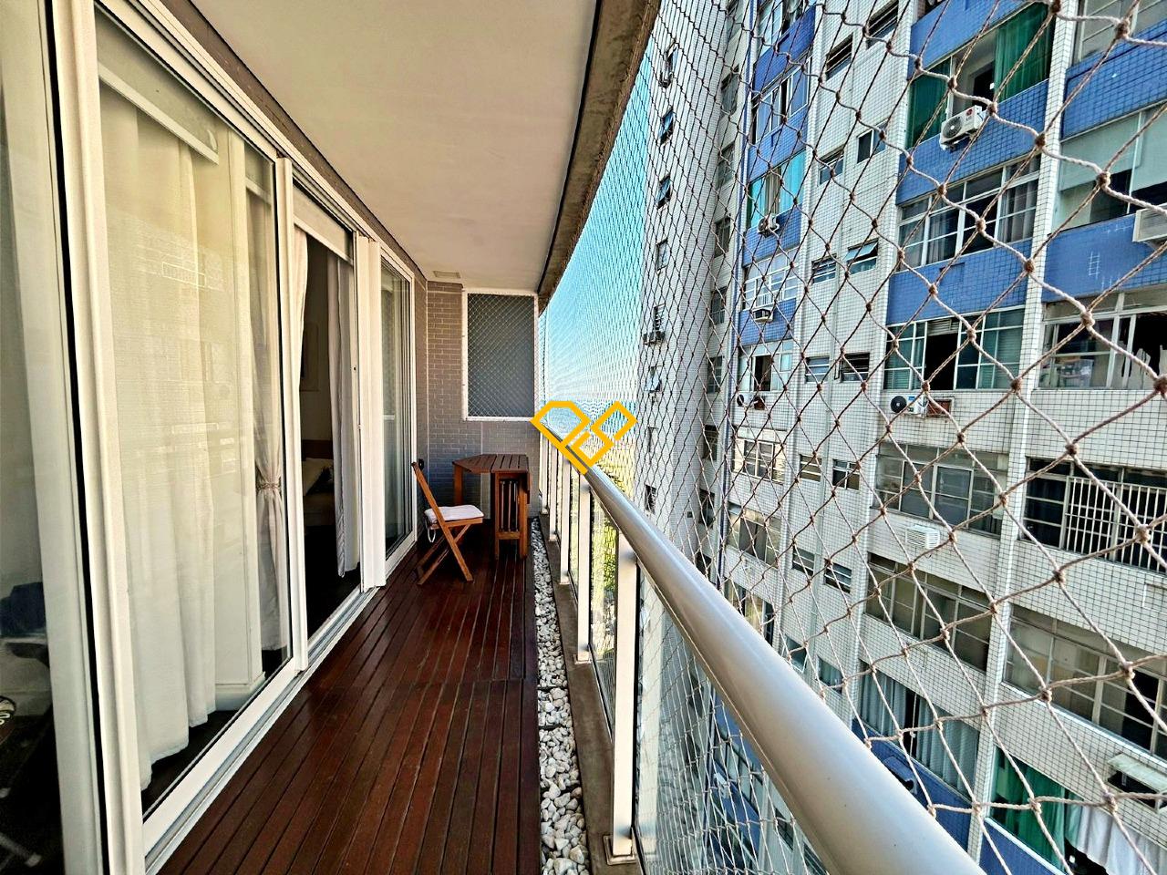 Apartamento à venda no Pompéia: Varanda