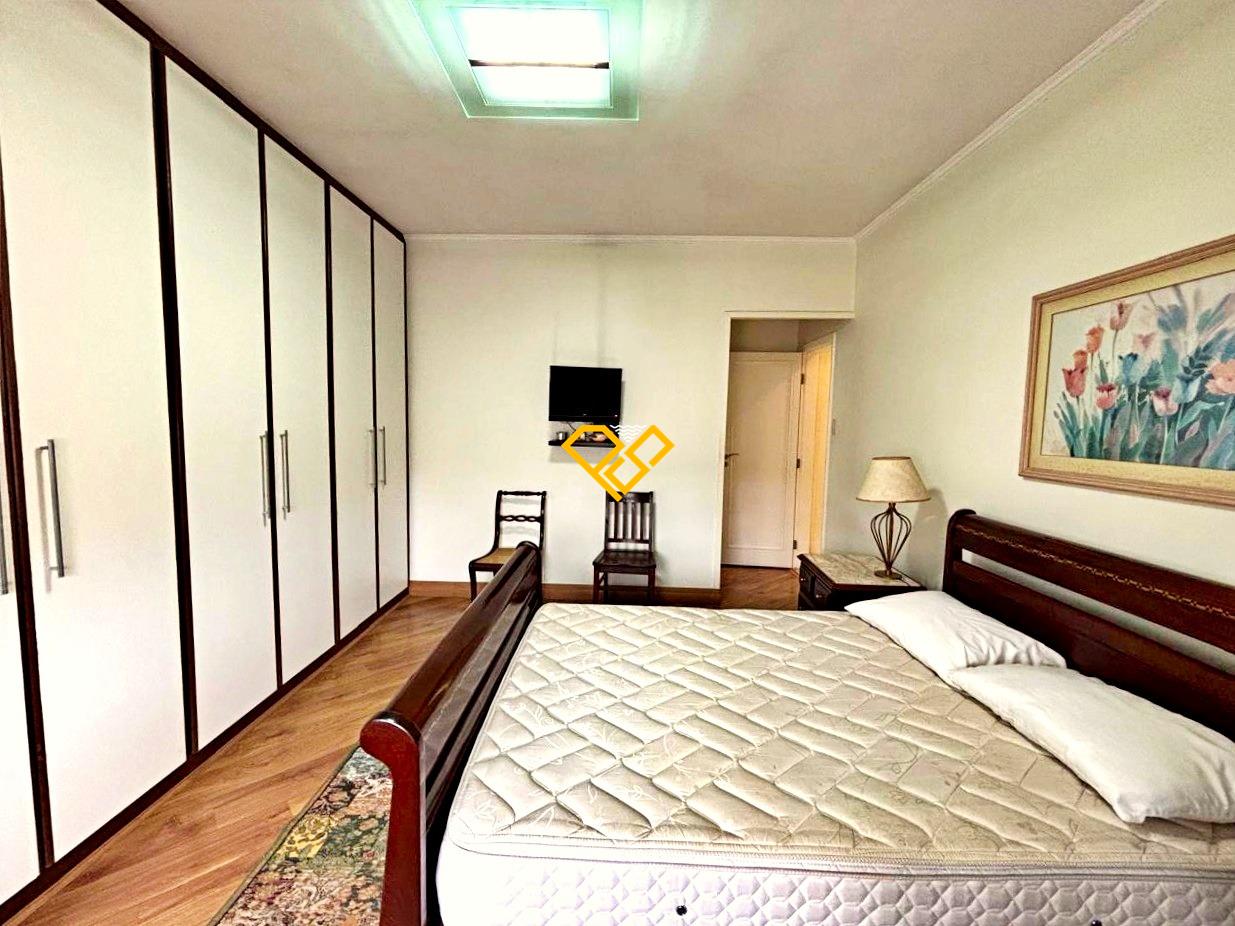 Apartamento à venda no Gonzaga: Dormitório 1 - suíte