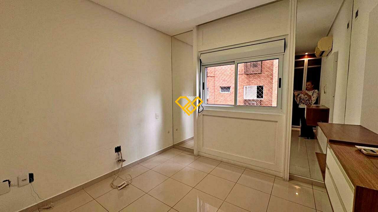 Apartamento para aluguel no Gonzaga: Suíte 1