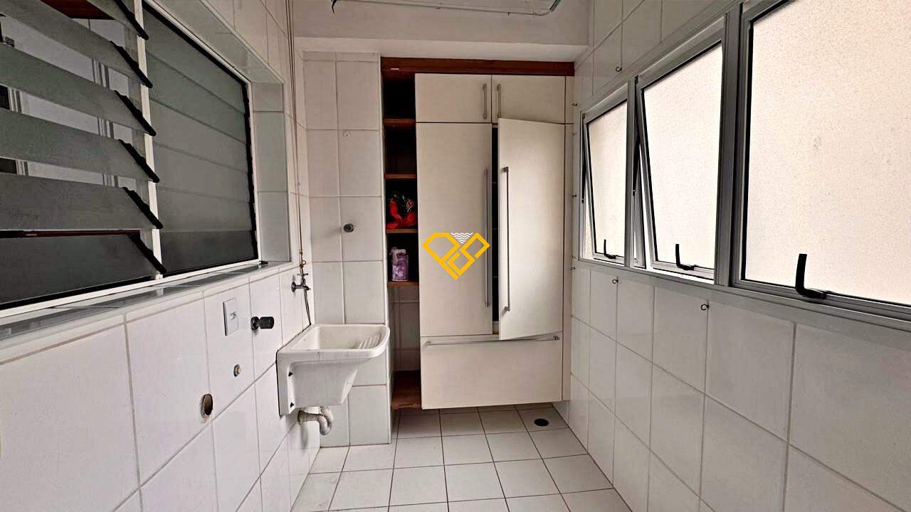 Apartamento para aluguel no Gonzaga: Área de serviço