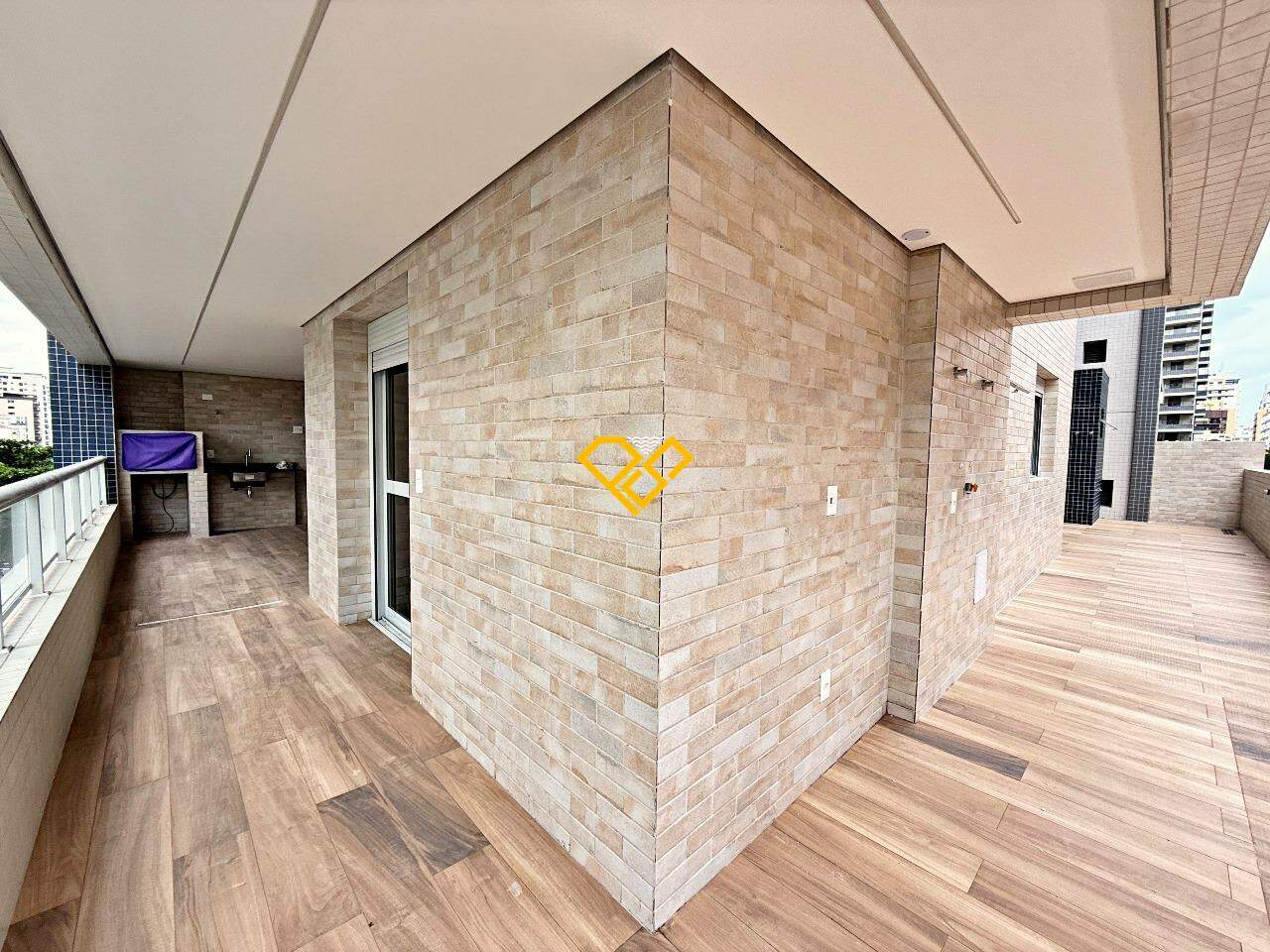 Garden à venda no Aparecida: Varanda e área garden